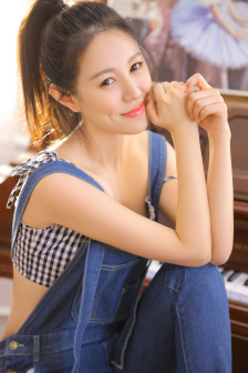 姜雯